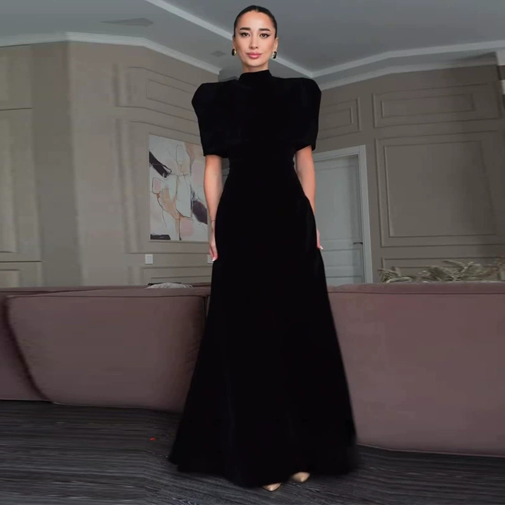 Forever 21 Elegant Black Fitted Cape And Maxi Dress Set